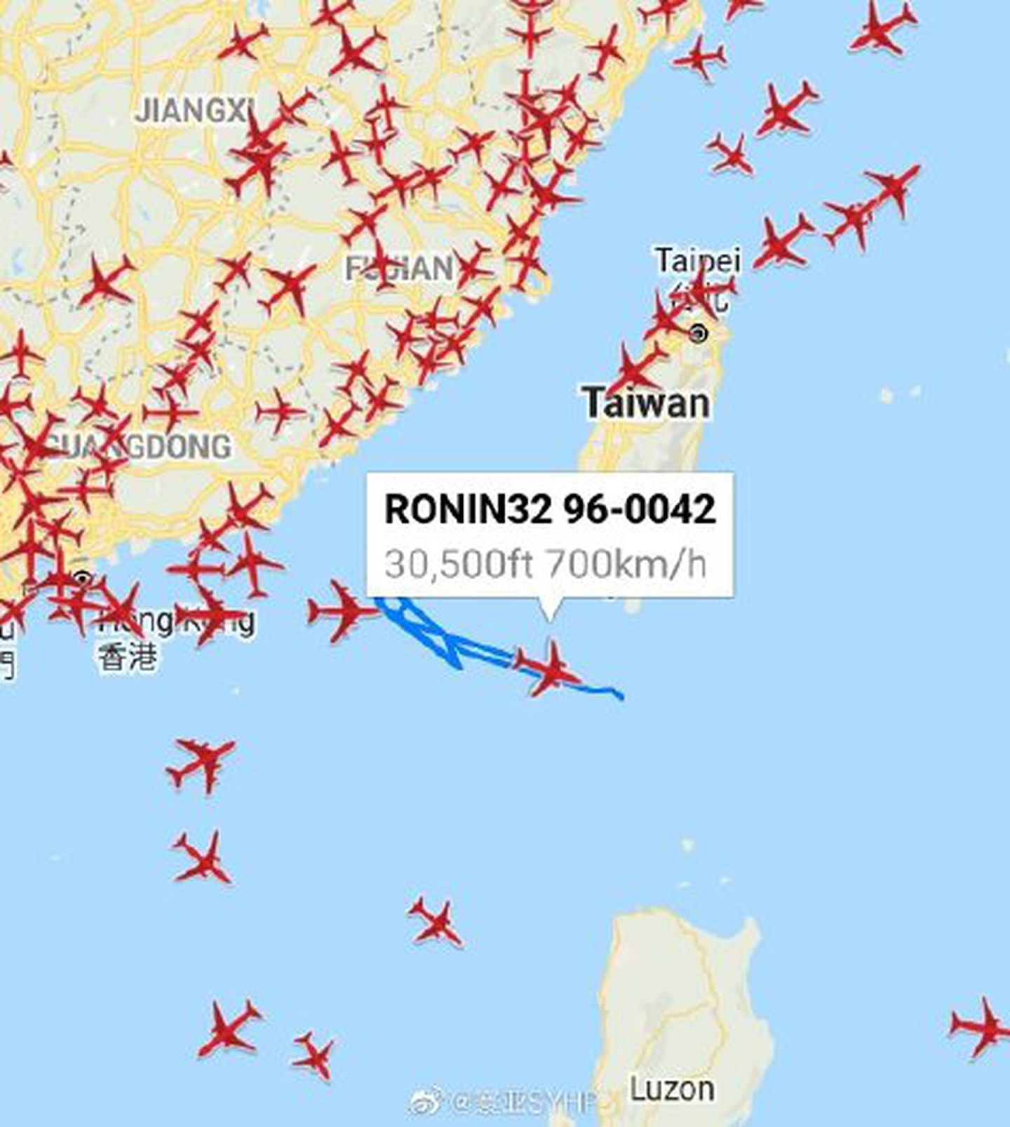 8月5日，美国空军一架E-8C “联合星”预警机逼近广东，从巴士海峡进入南海。（微博@寰亚SYHP）