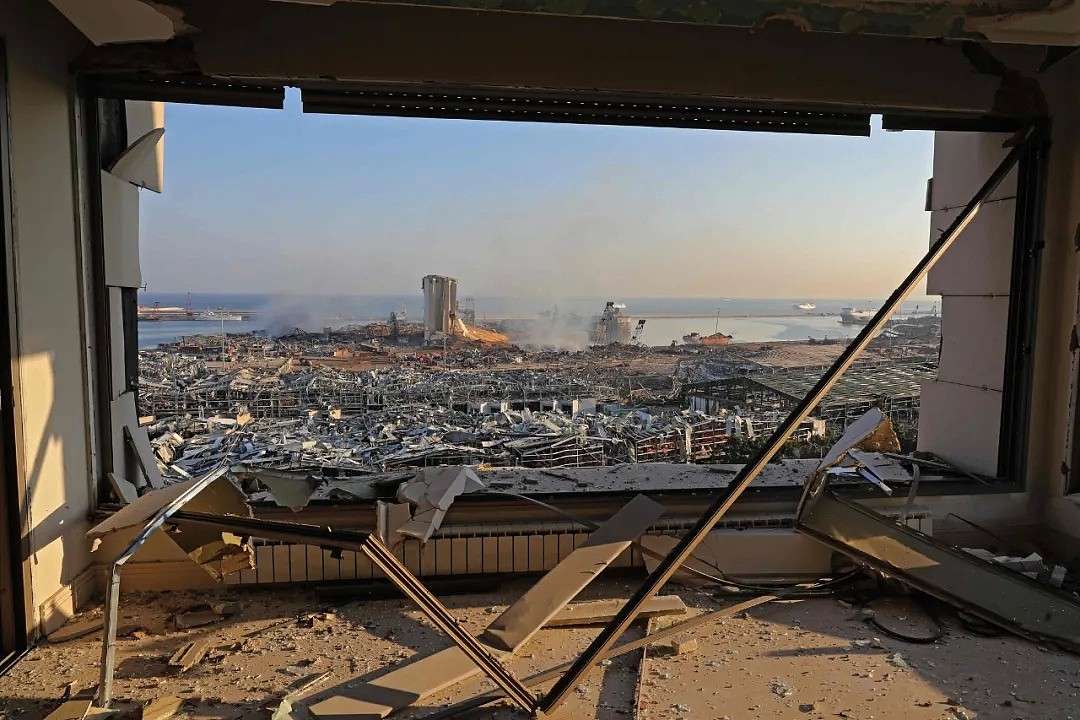崩溃边缘的黎巴嫩遭遇“国难级”大爆炸，罪魁祸首不只是俄罗斯货船（组图） - 3