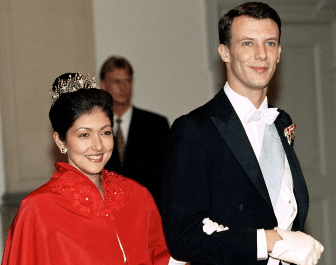 这个来自香港的女金领成了欧洲史上首位亚裔王妃，放弃260万赡养费，43岁甩王子再嫁小鲜肉！（组图） - 3
