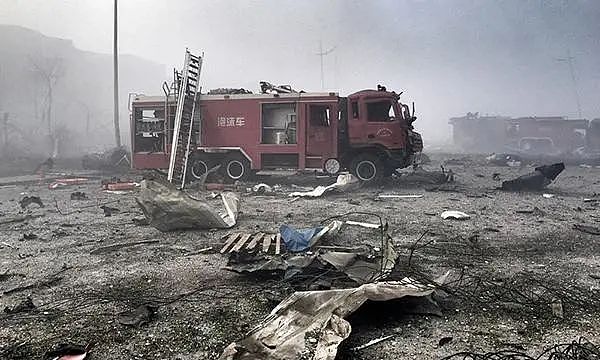 天津爆炸5周年：消防员幸存者被逼道歉，烧掉了千万中国人的脸面（组图） - 4