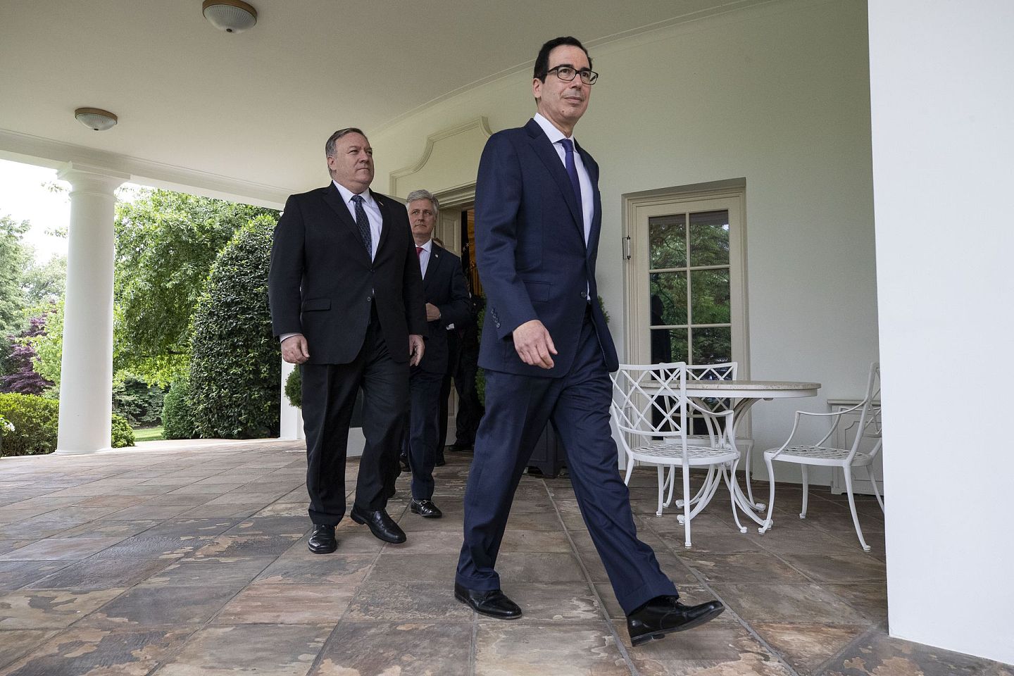 美国财长努钦（Steven Mnuchin）则倾向于让美国公司收购TikTok，而不是彻底封杀TikTok 。（AP）