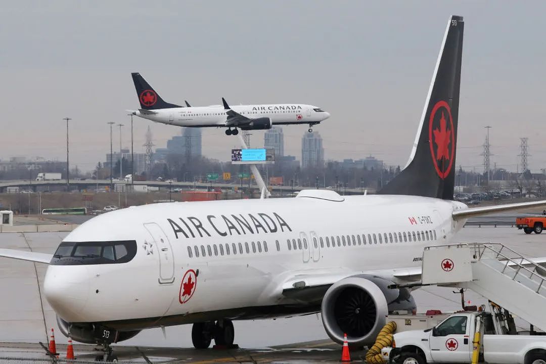 悲剧！加拿大飞上海航班爆出1例确诊！华人刚买的机票又要被退了！？（组图） - 6