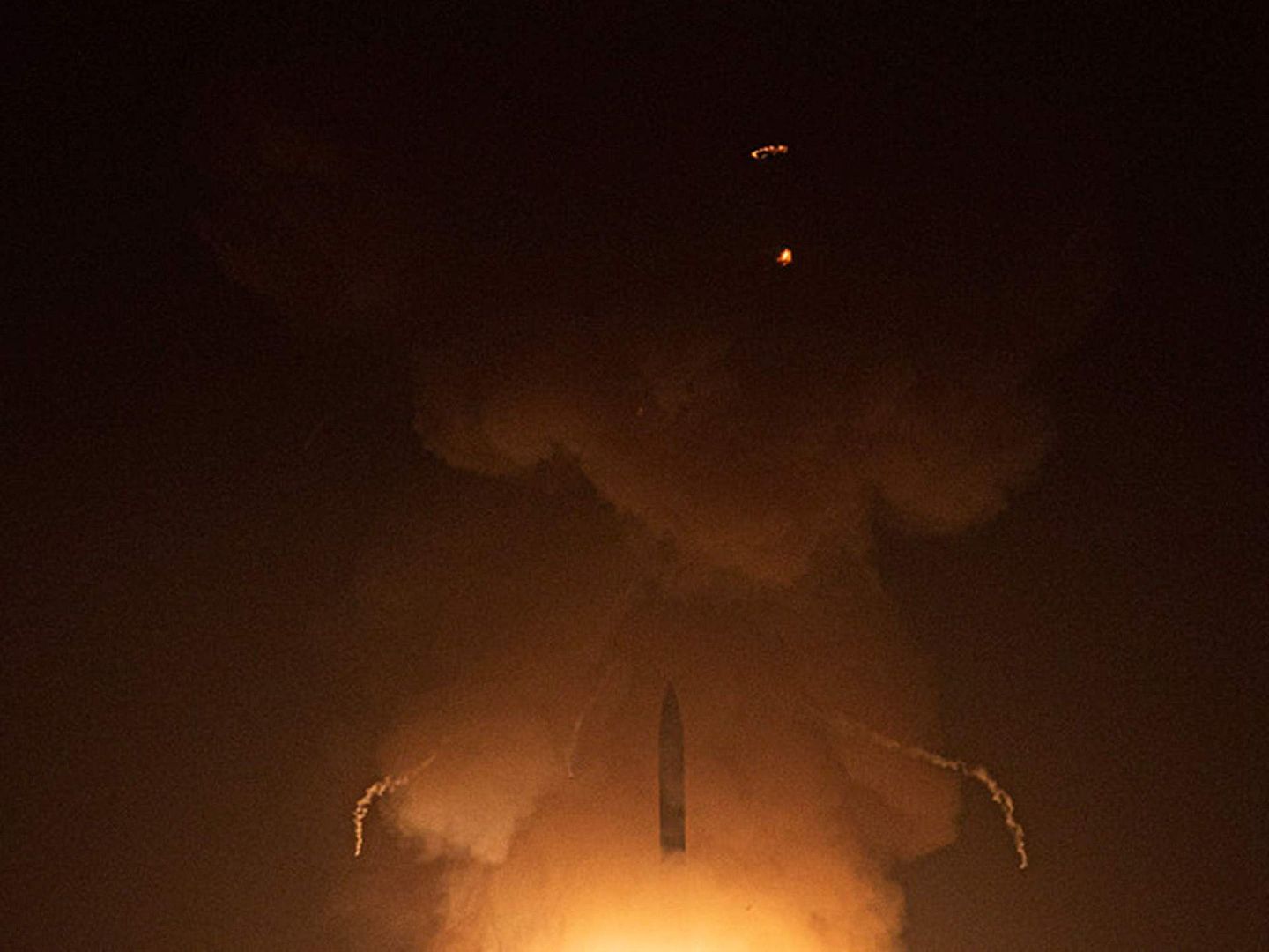 对外界来说，此次试验与美国空军的高超音速武器项目关系有限，目前的高超音速武器尚无法以多弹头方式投送。（美国空军全球打击司令部官网）