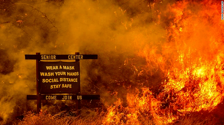 加州山火一夜烧掉1个“洛杉矶”，加州大学强制师生撤离：否则判刑（组图） - 1