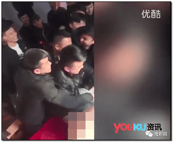 愤怒！网络热传多名中国未成年男性轮奸一名未成年女性，她全程死命挣扎，画面不堪入目（视频/组图） - 38