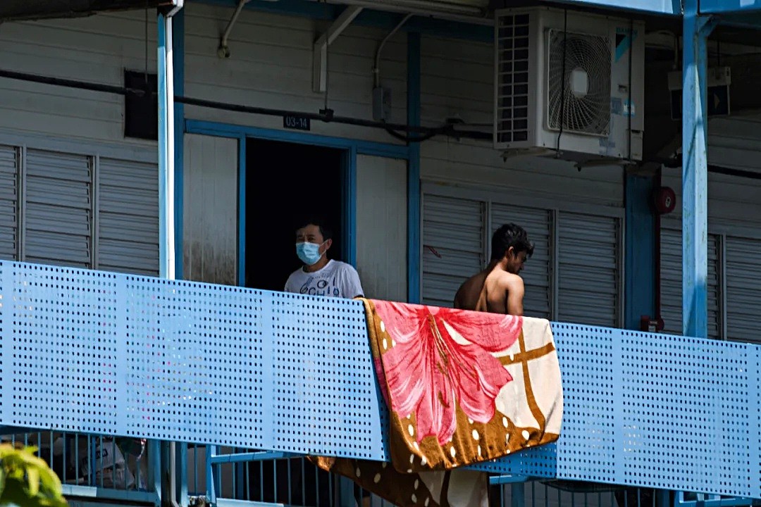 中国劳工新加坡生死劫：“干不了活，回不了家，看不到尽头”（视频/组图） - 24