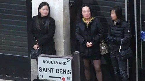 华人站街女在海外卖淫：化好妆，走上街头，向陌生男人售卖身体，用手势讨价还价（组图） - 18