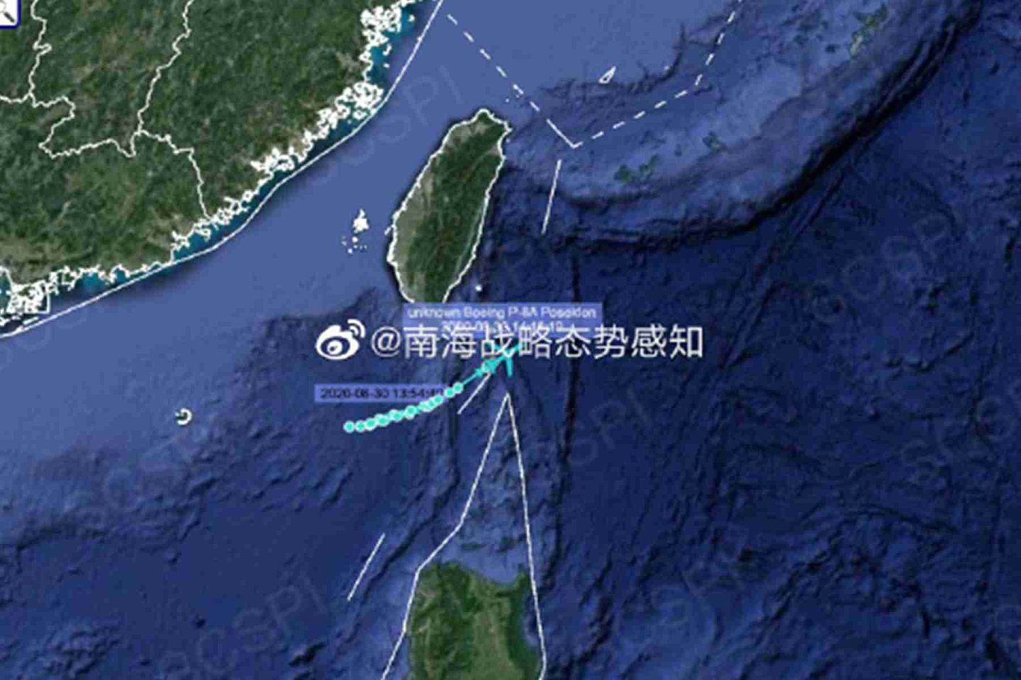 美军侦察机当天疑似从台湾起飞，后经由东海前往日本。（微博@南海战略态势感知）
