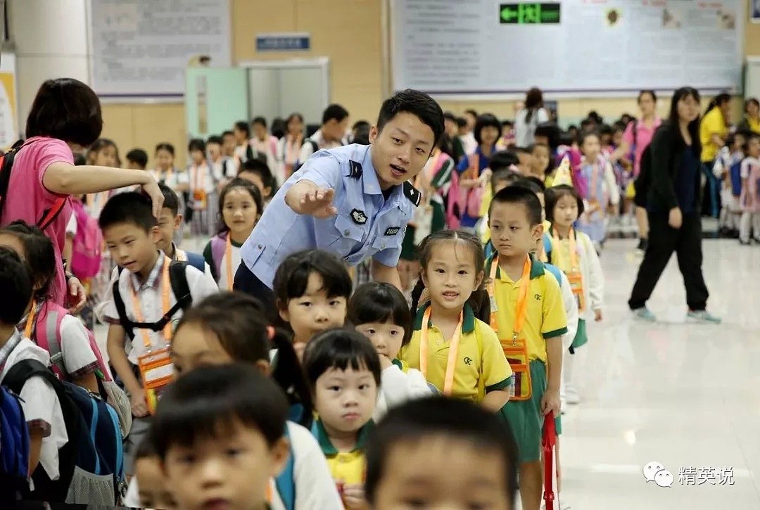 深圳，20万孩子凌晨5点跋涉在去香港的路上…（组图） - 22