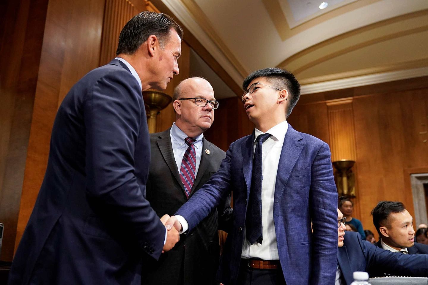 香港民主派积极联美制华，图为2019年9月黄之锋在美国华盛顿参加有关香港问题的听证会。（路透社）