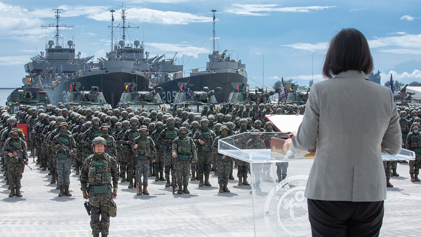 “六项保证” 保障了美国军备在台湾的“专卖权”，撑起蔡英文所谓的“台海和平现状”，其实无法保证台湾的安全。（中央社）