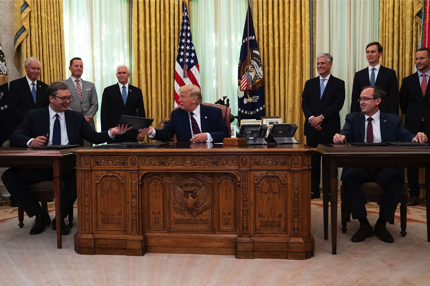 2020年9月4日，在美国主导下，塞尔维亚与科索沃签署了一项旨在实现经济关系正常化的协议。 （AP）