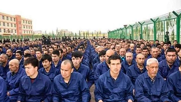 据了解近年内新疆约有100万维吾尔穆斯林被关押在严密的