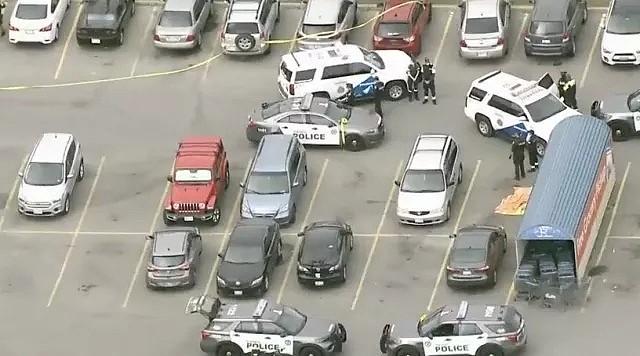 加拿大停车场枪击，男子遭爆头身亡！西区枪战，至少80枪（组图） - 4