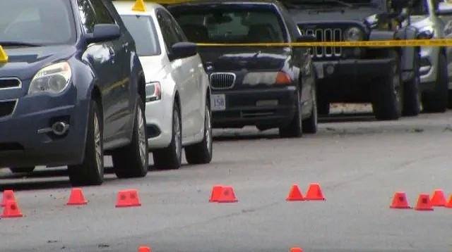 加拿大停车场枪击，男子遭爆头身亡！西区枪战，至少80枪（组图） - 8