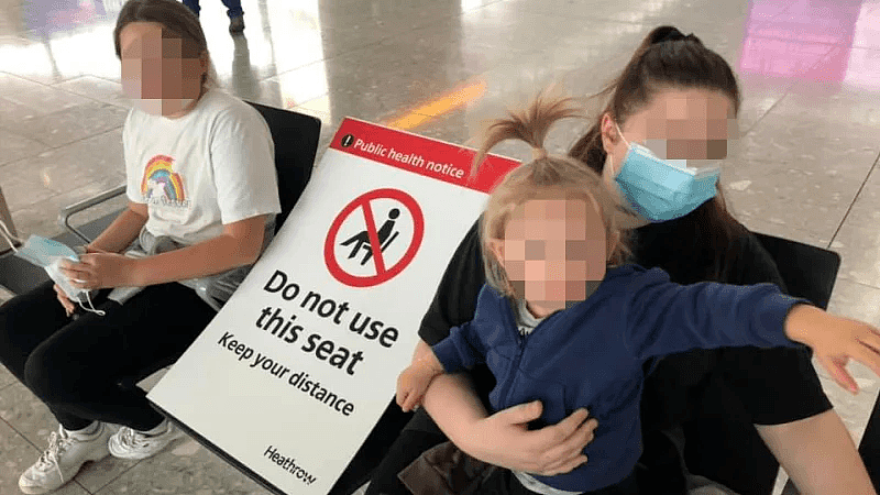 珀斯妈妈带着三名幼童在伦敦机场打地铺！“除非花钱升商务舱，否则登不上飞机” - 2