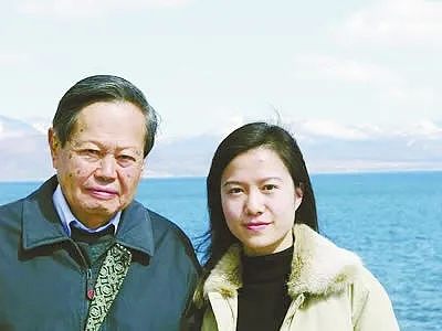 98岁杨振宁与44岁妻子近照曝光：翁帆，这16年来，你到底经历了什么？（组图） - 27