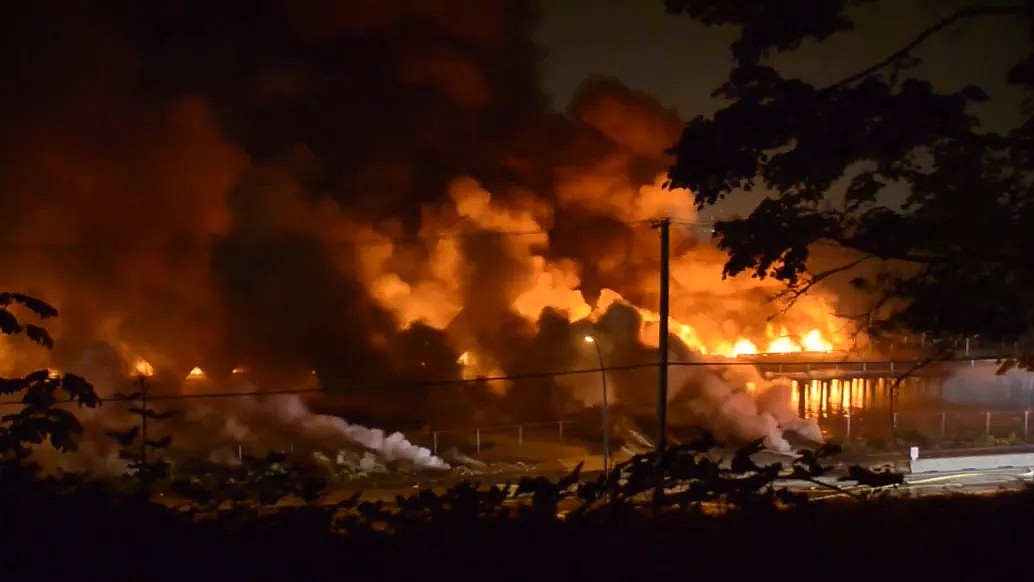 灾难！ 加拿大毁灭性大火，含致癌物剧毒浓烟正在扩散，全大温屏住呼吸（视频/组图） - 21