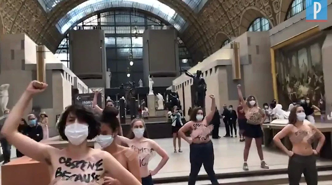 女子穿低胸装进奥赛博物馆被拒！女权团体踢馆裸上身抗议：淫秽的是你的眼睛（组图） - 5
