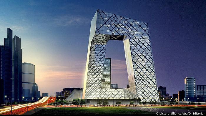 Deutscher Architekt baut das größte Fernsehgebäude der Welt (picture-alliance/dpa/O. Editorial)