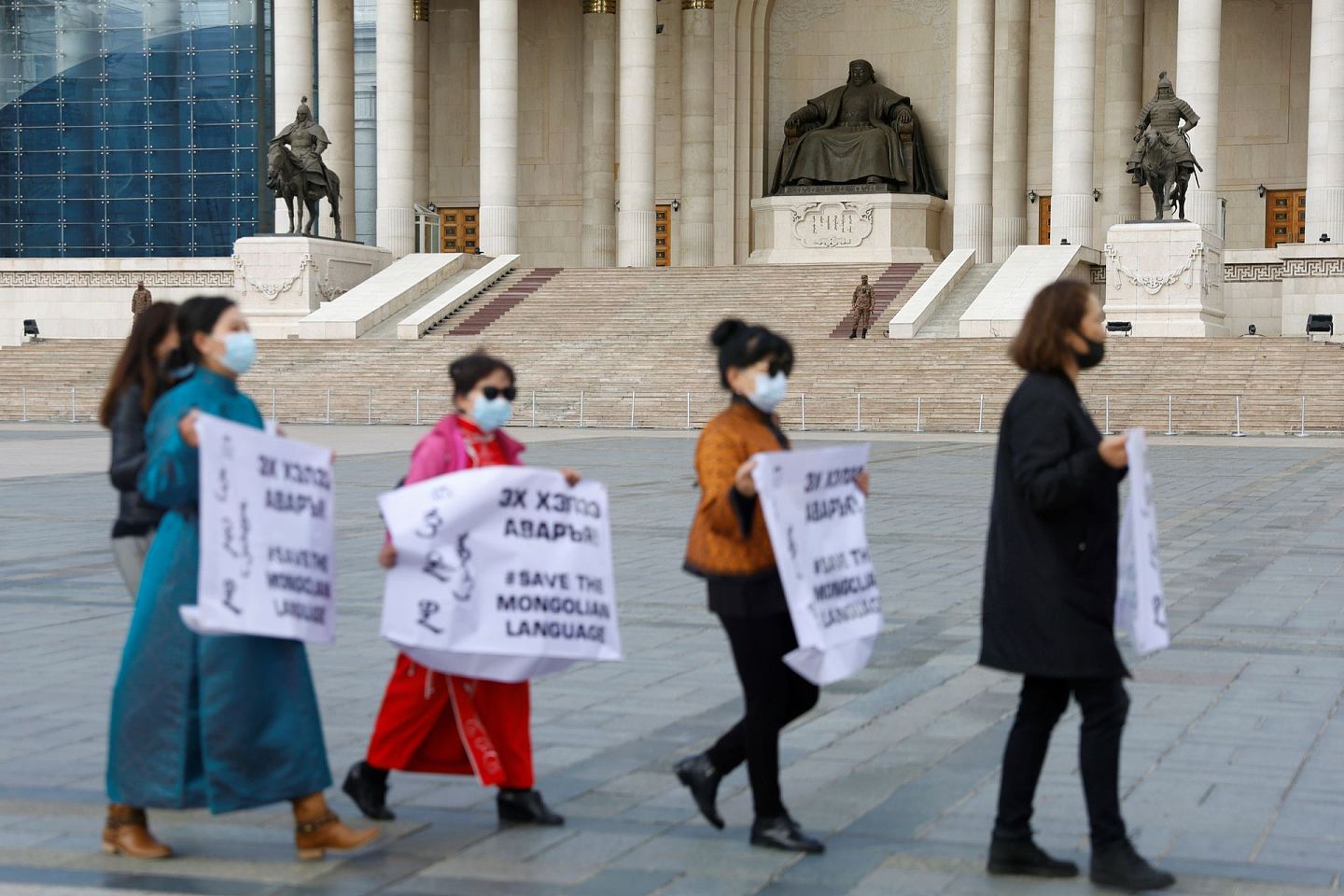 蒙古国民众通过示威的方式，施压中国政府。 （Reuters）
