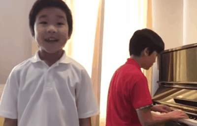“看哭了！” 墨尔本华裔兄弟上热搜！疫情中最治愈的童声（视频/组图） - 9