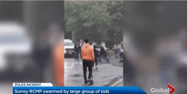 视频疯传！RCMP遭一群青少年围殴！拖拽、拉扯、扔鞋，多大仇啊...（视频/组图） - 10