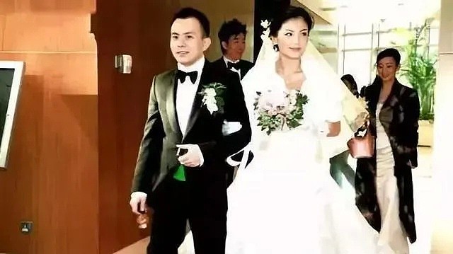 嫁京城200亿豪门10年，当年婚礼奢华震惊整个北京城，真相浮出水面后…她真的太惨了（组图） - 12