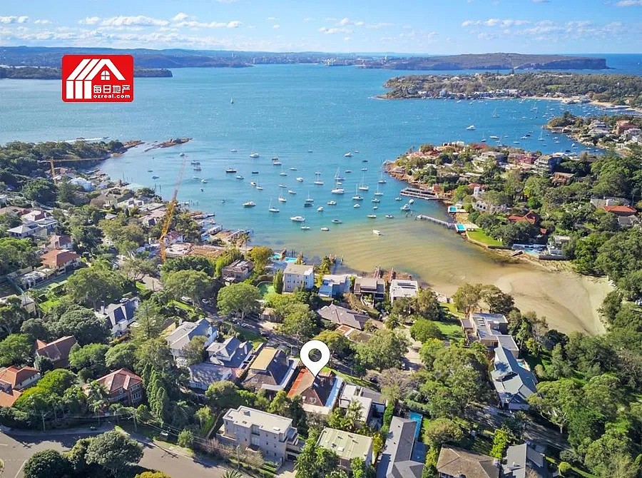 超出底价200万澳元，悉尼Vaucluse最好街道上最便宜的房子成功售出 - 2