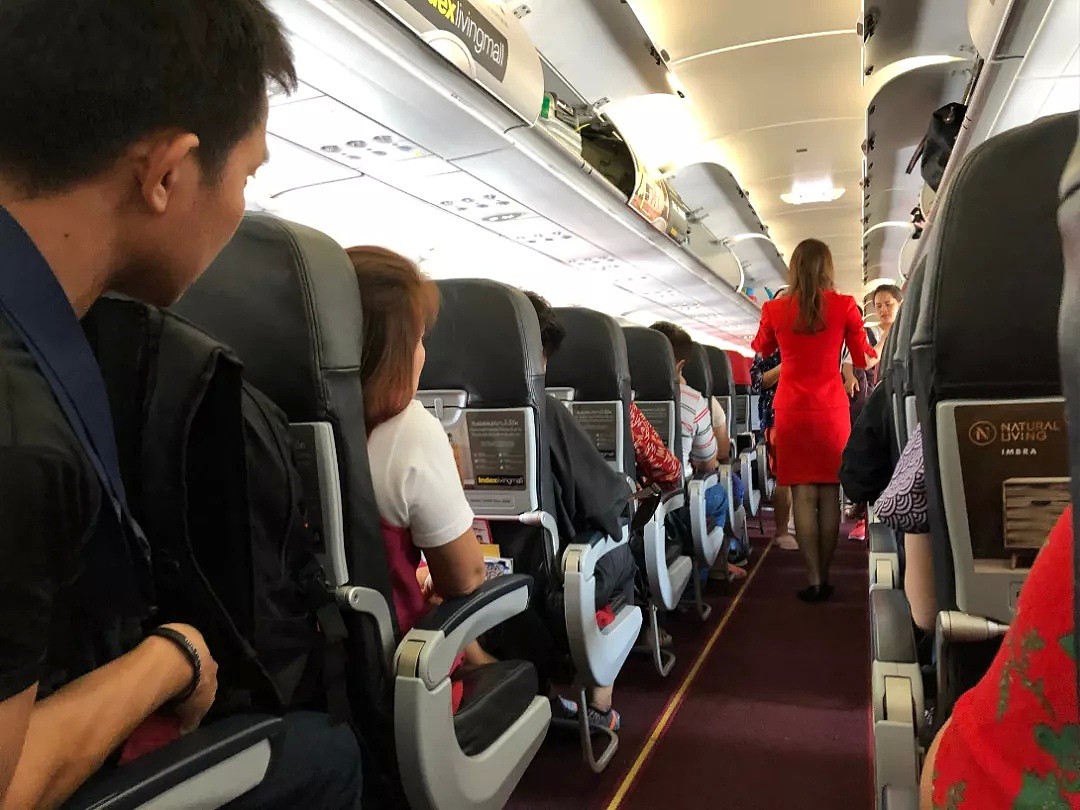富豪夫妇染新冠肺炎回香港，坐商务舱传染空姐空少，贴身佣人也遭殃（组图） - 6