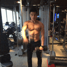杭州两肌肉小伙健身房battle体能，第二天一起去厕所直接崩溃（组图） - 9