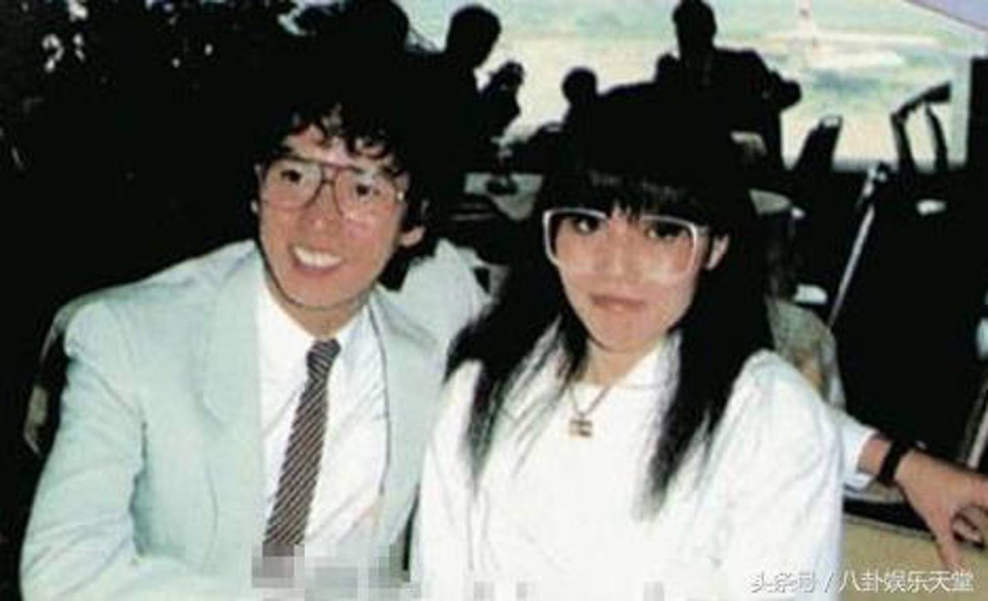 網上流傳譚詠麟與楊潔薇珍貴合照。（頭條號/八卦娛樂天堂）