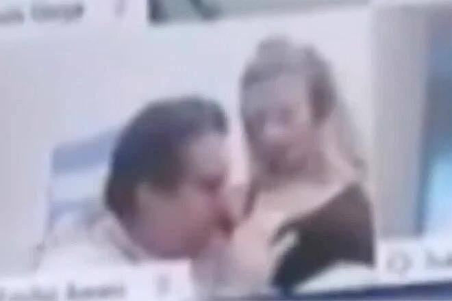 阿根廷议员线上开会时亲吻妻子胸部，视频疯传引众怒（组图） - 1