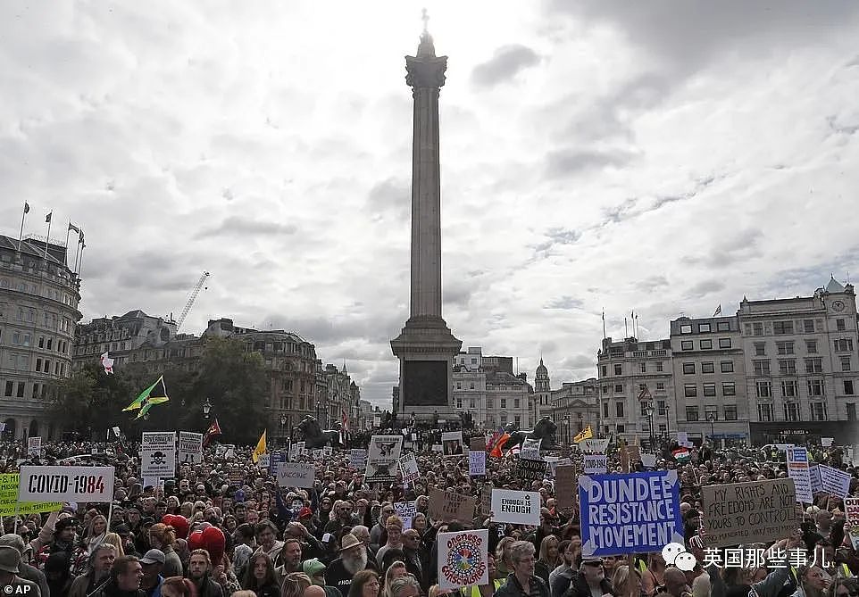 英国一边每天新确诊6000人，另一边15000人不戴口罩搞集会.. 这？（组图） - 23