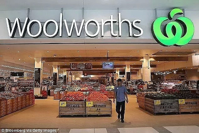 专家警告：本月起，全澳将涌现大量毒物！Coles、Woolworths超市食品也中招，买菜小心 - 21