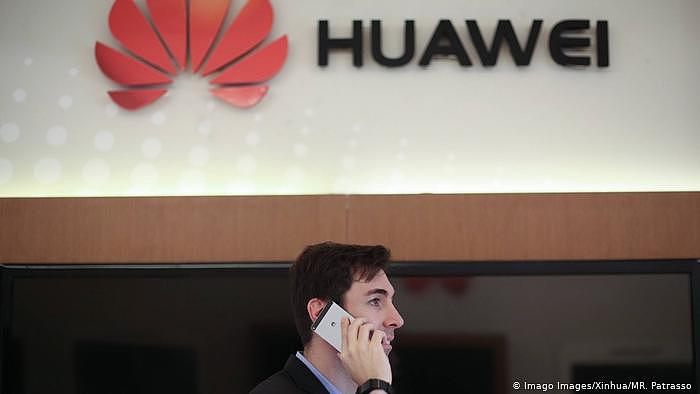 Huawei in Brasilien Logo in Sao Paulo (Imago Images/Xinhua/MR. Patrasso )