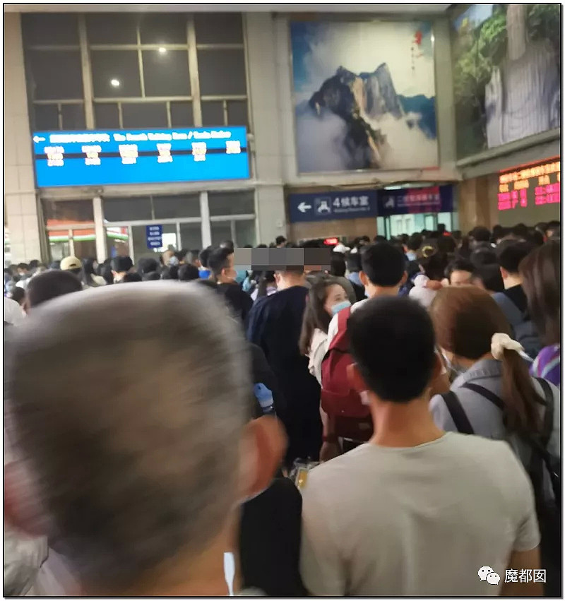 疯狂！今年中国不寻常，高铁都晚点，高速堵死，人山人海，大家还好吗？（组图） - 32