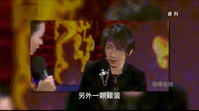 被韩寒炮轰，被观众群嘲：“刘谦，你是不是又找托了！”（视频/组图） - 15