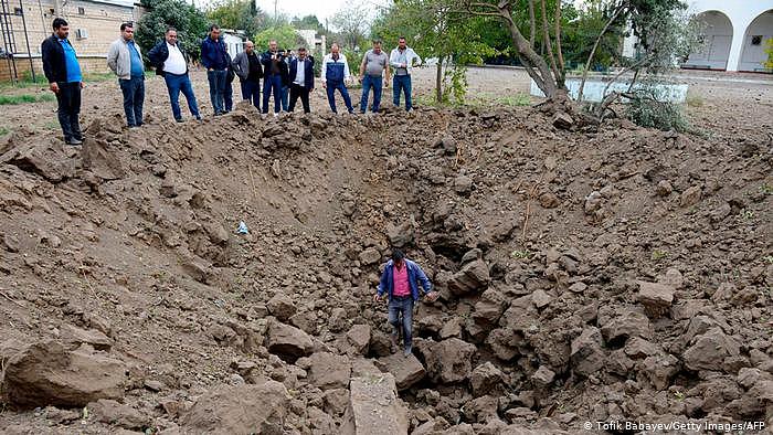 Bergkarabach weiterhin schwere Gefechte im Südkaukasus (Tofik Babayev/Getty Images/AFP )