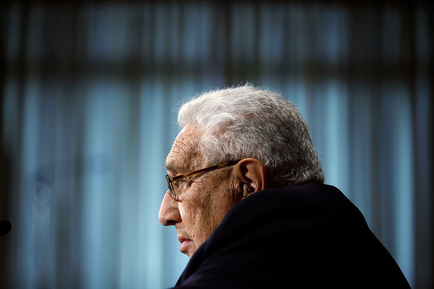 亨利·阿尔弗雷德·基辛格（Henry Alfred Kissinger），原美国国家安全顾问，后担任尼克松政府的国务卿。作为一位现实政治的支持者，基辛格在1969年到1977年之间在美国外交政策中发挥了中心作用。他倡导缓和政策，使美苏之间紧张的关系得到缓解，并促成了中国的开放和新的战略性的反苏中美联盟的形成。（VCG）