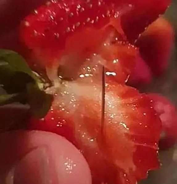 恐怖！草莓藏针从澳洲传到新西兰，疑似华男持带血针头，在超市狂戳面包，草莓藏针案又升级了？（组图） - 12