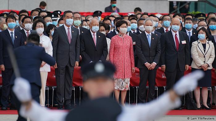 Hongkong 71. Nationalfeiertag der Volksrepublik China (Lam Yik/Reuters)