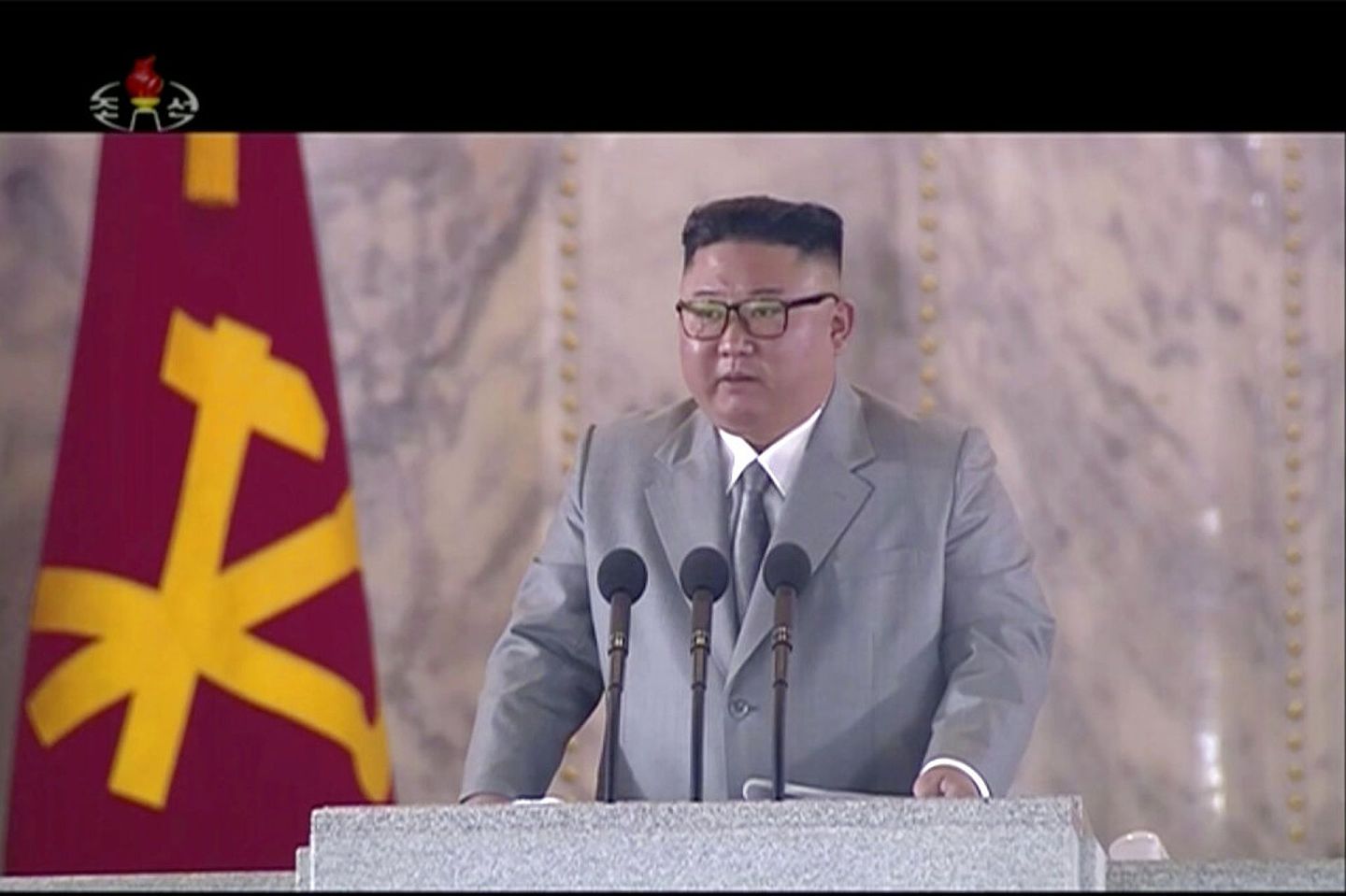 朝鲜领导人金正恩出席了阅兵式。 （AP）