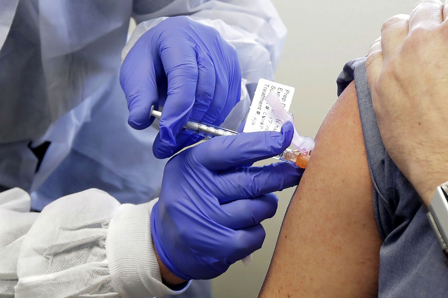 中国国家医保局拒绝将新冠肺炎疫苗接种费用纳入医保。 （AP）