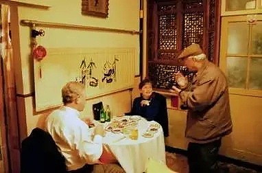 被央视痛批！北京最牛网红餐厅，比狗不理还狂（组图） - 8