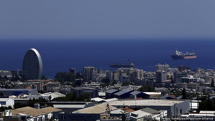 Stadtansicht Zypern (Petros Karadjias/AP/picture-alliance)