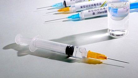 绍兴开放新冠疫苗预约，两剂次400元！浙江已有三地开始紧急接种工作（视频/组图） - 1
