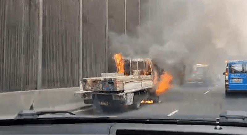 车龙长达10公里！悉尼Eastern Distributor卡车起火，交通严重受阻，多条车道被封（视频/组图） - 2