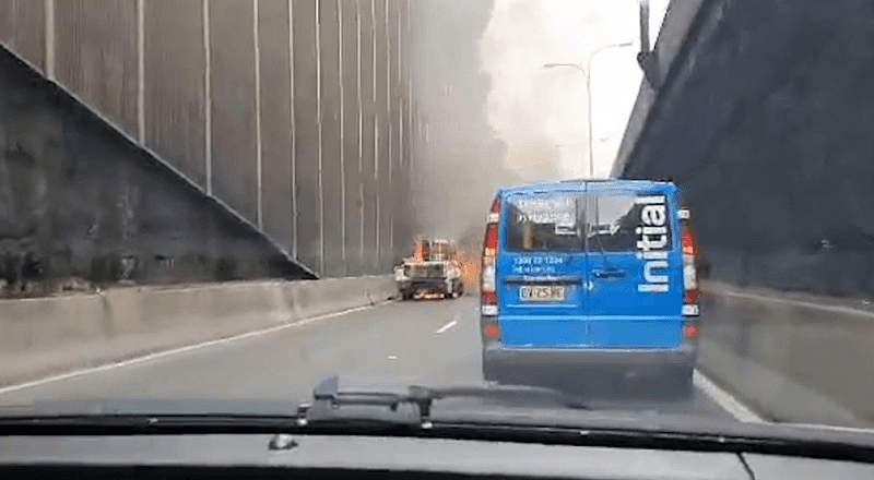 车龙长达10公里！悉尼Eastern Distributor卡车起火，交通严重受阻，多条车道被封（视频/组图） - 4