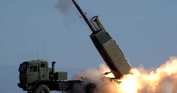 800px-himars_-_missile_launched.jpg,0